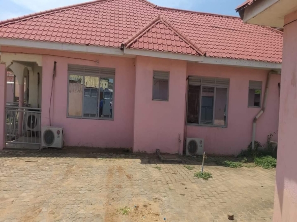 4 bed jebel