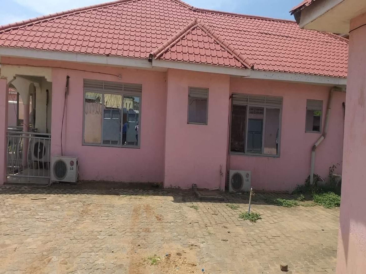 4 bed jebel 4 bed jebel